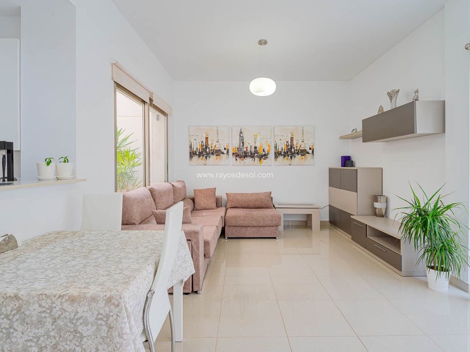 Villa en Torrevieja, Alicante - foto 3