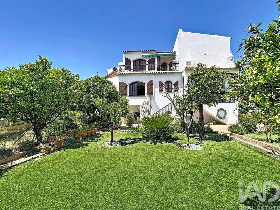 Casa unifamiliar a Loule, Faro - foto 1