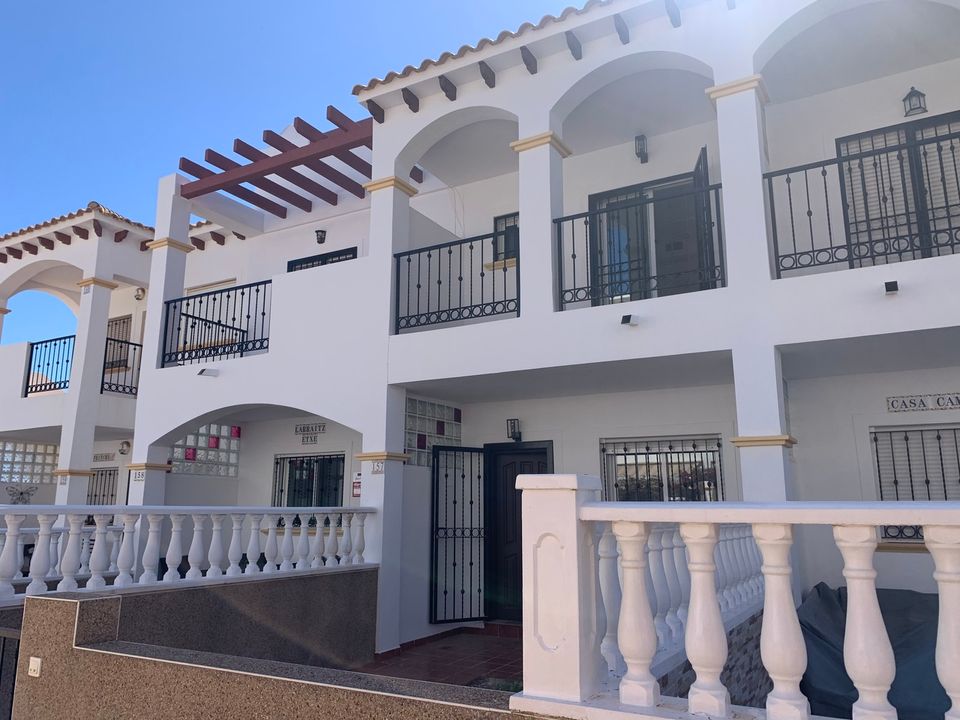 Byhus i Punta Prima, Alicante - foto 1