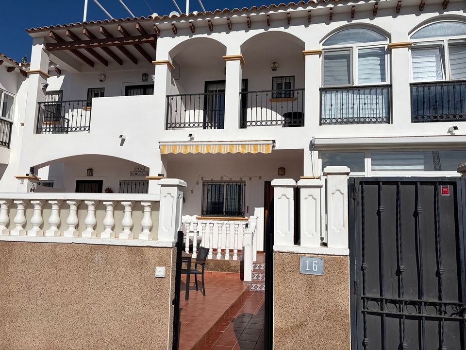 Byhus i Punta Prima, Alicante - foto 1