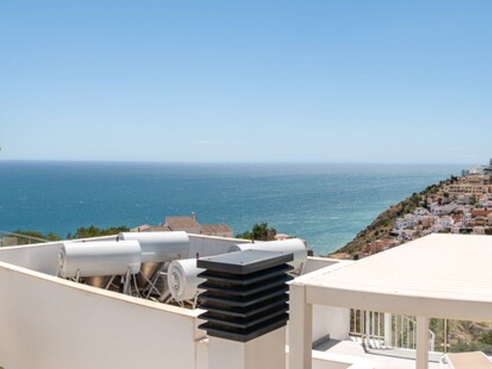 Lejlighed i Nerja, Malaga - foto 1