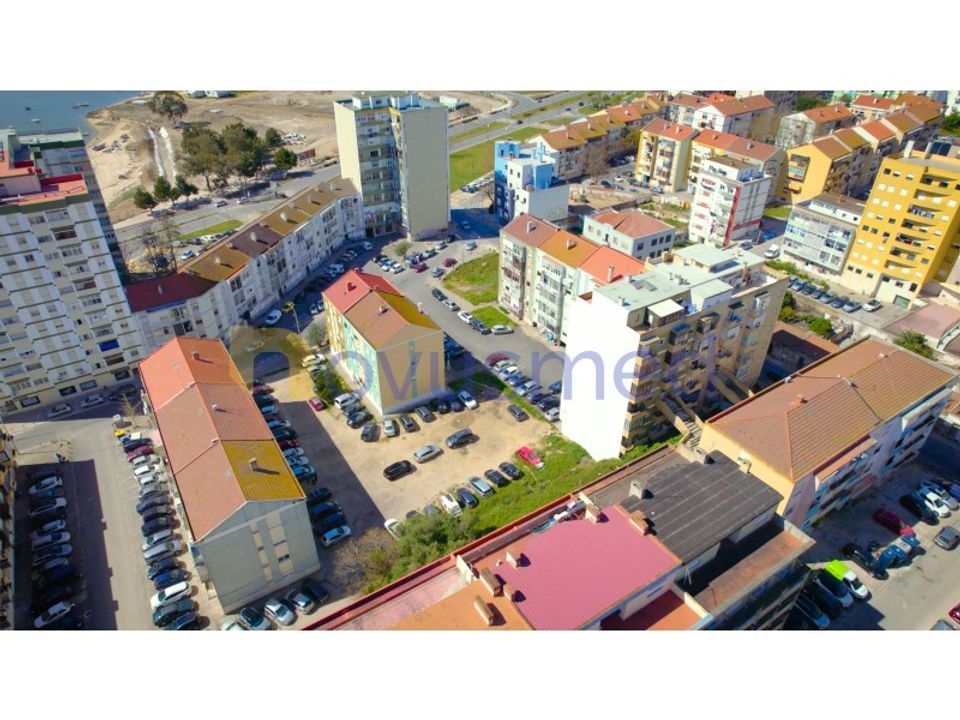 Helårsgrund i Barreiro, Setubal - foto 2