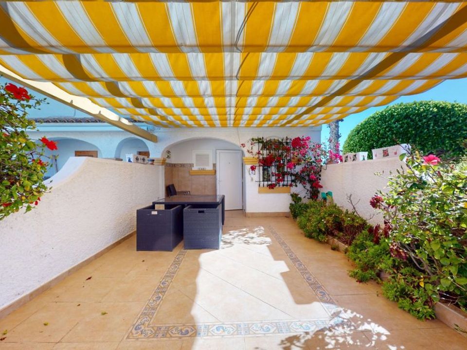 Bungalow - Gran Alacant, Alicante - photo 1