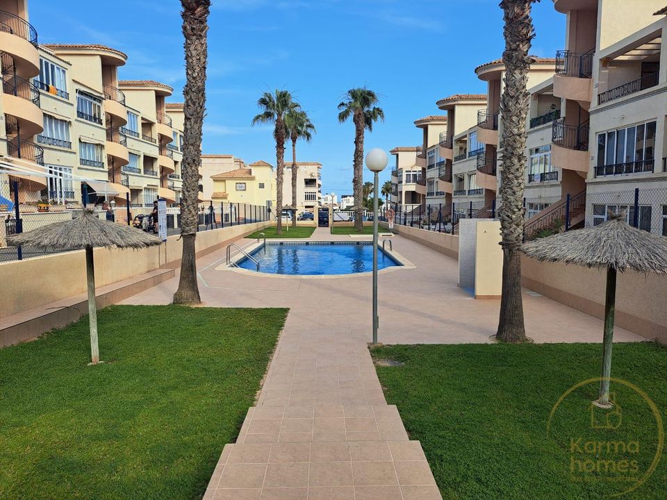 Lejlighed i Orihuela Costa, Alicante - foto 1
