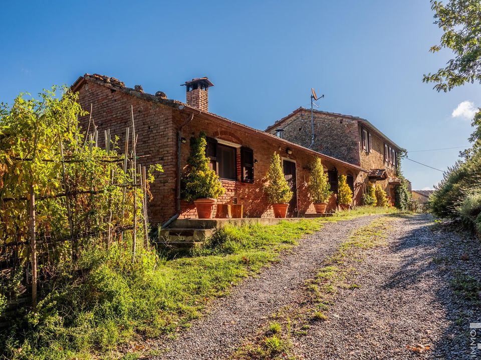 Landejendom i San Gimignano, Siena - foto 2