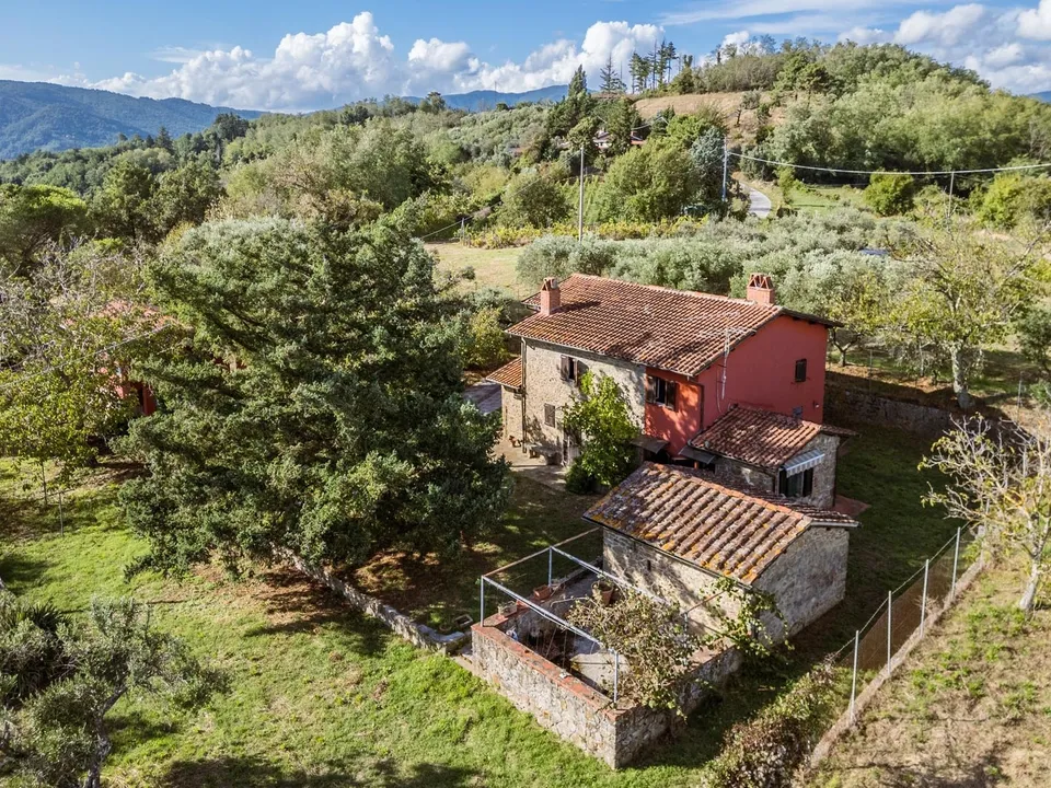 Landejendom i Uzzano, Pistoia - foto 1