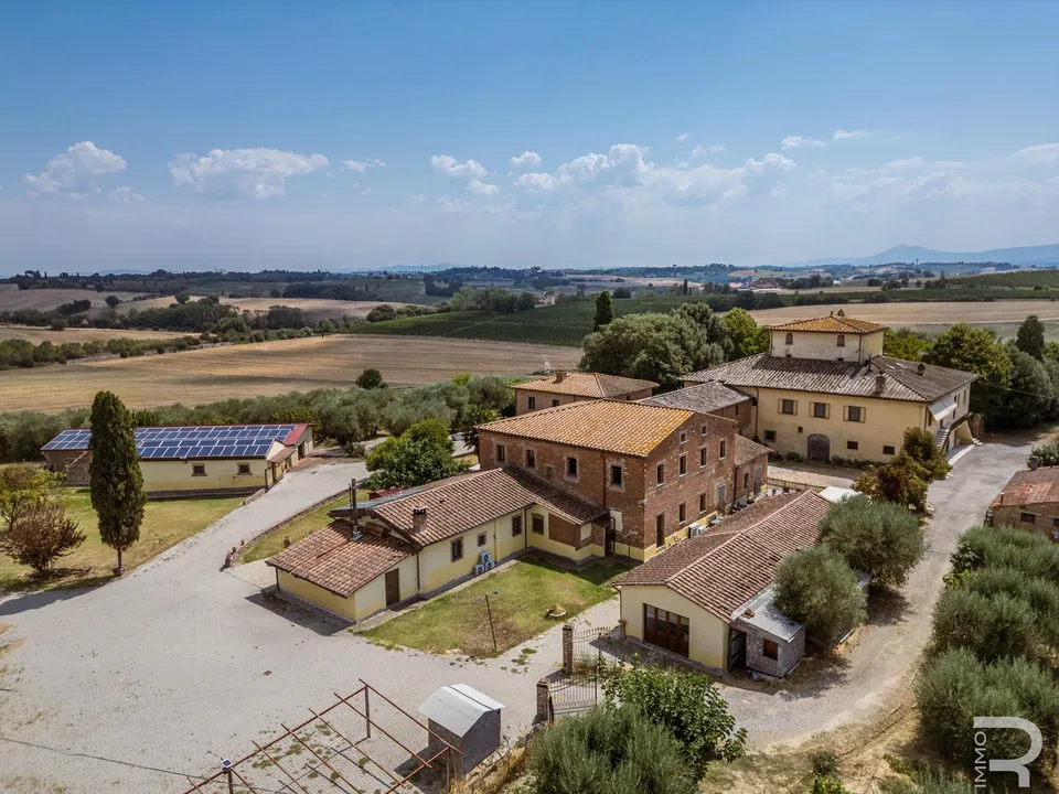 Boerderij in Cortona, Arezzo - foto 2