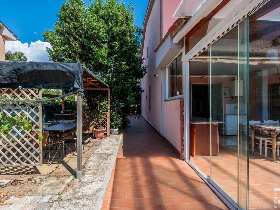 Villa en Follonica, Grosseto - foto 3