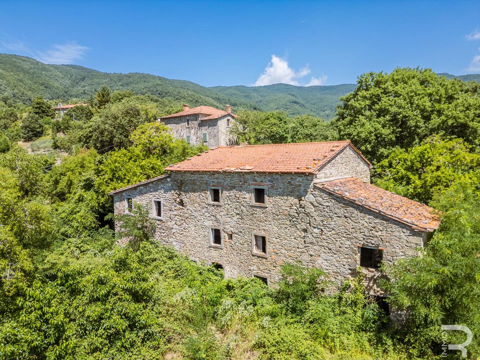 Landejendom i Bibbiena, Arezzo - foto 1