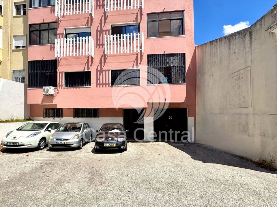 Erhvervsejendom i Amadora, Lisbon - foto 2