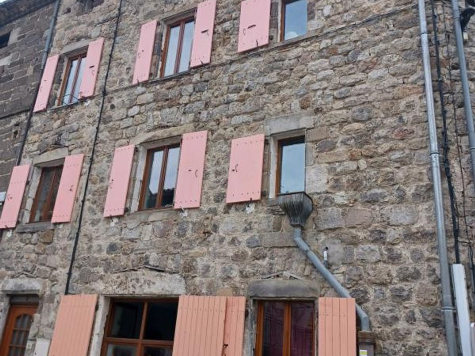 Landsbyhus i Montpezat-sous-Bauzon, Ardeche - bilde 1