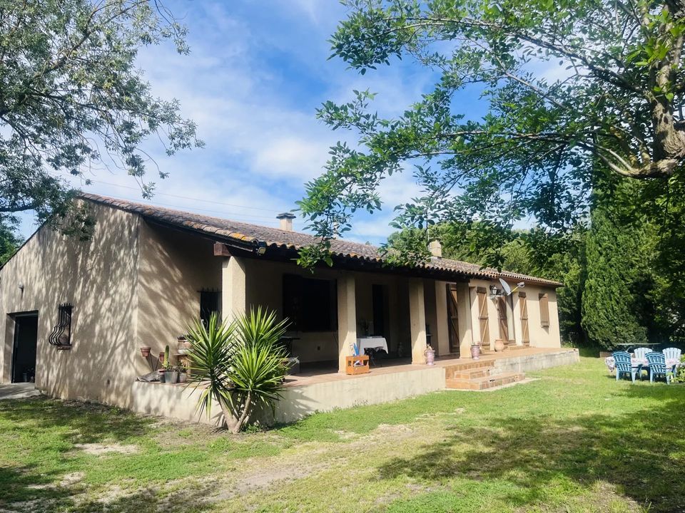 Villa in Arles, Bouches-du-Rhone - foto 2