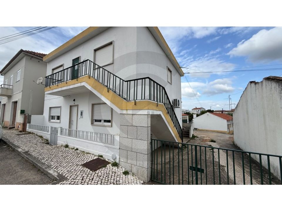 Erhvervsejendom i Riachos, Santarem - foto 1