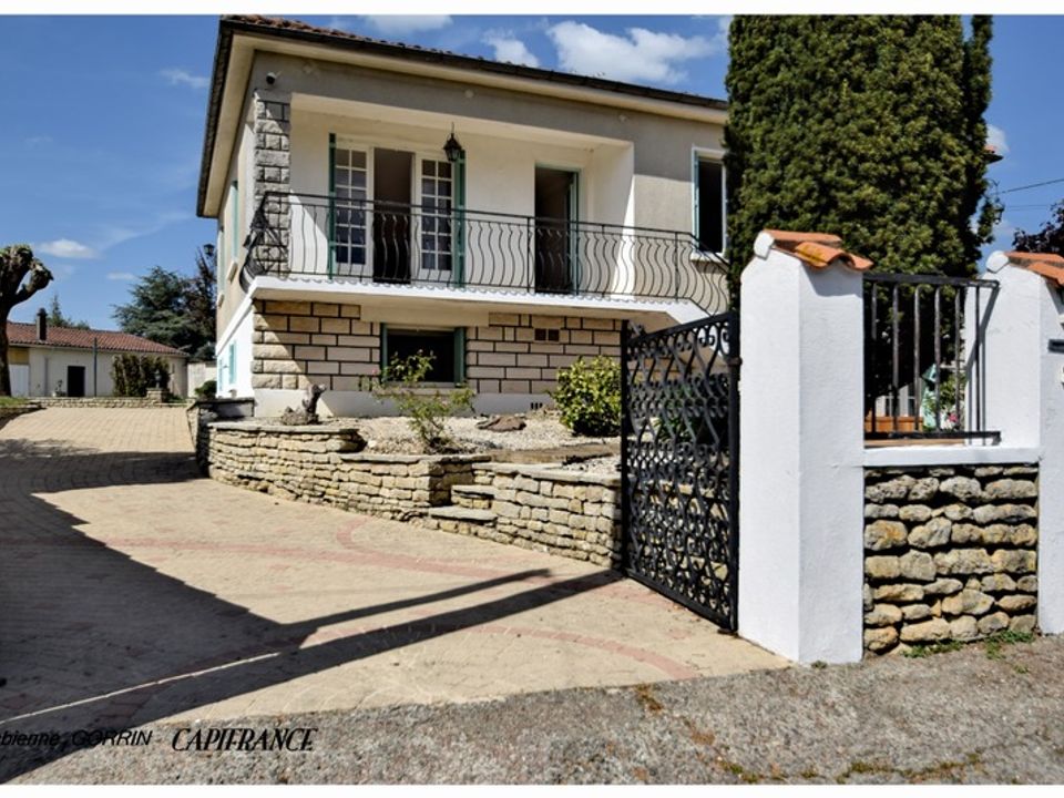 Villa i Aigondigne, Deux-Sevres - foto 1