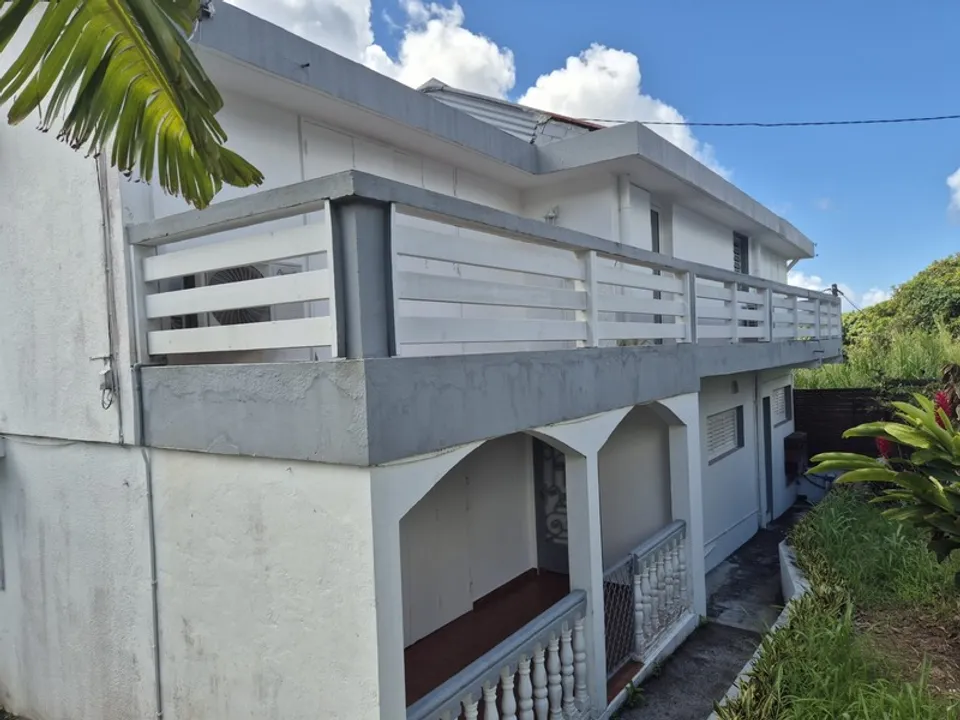 Villa i Gourbeyre, Guadeloupe - foto 1