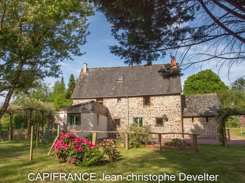 Landejendom i Desertines, Mayenne - foto 1