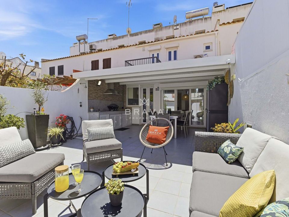 Villa i Quarteira, Faro - foto 1