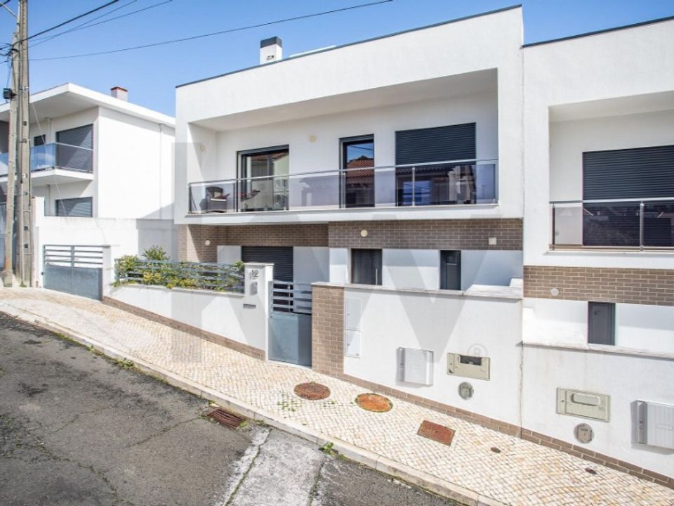 Villa i Santa Iria de Azoia, Lisbon - foto 1