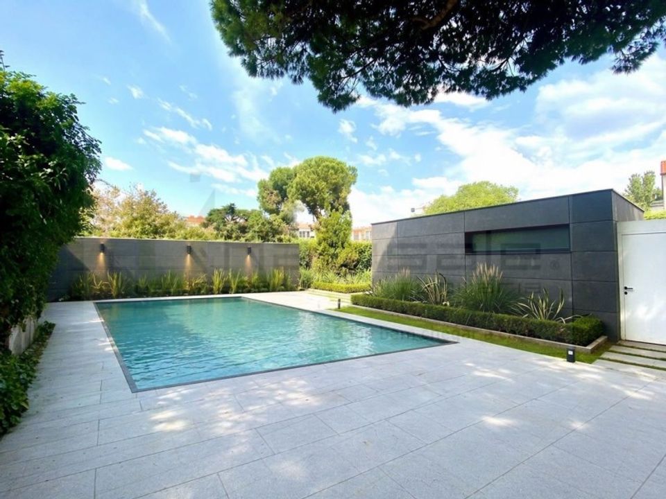 Villa i Carcavelos, Lisbon - foto 1