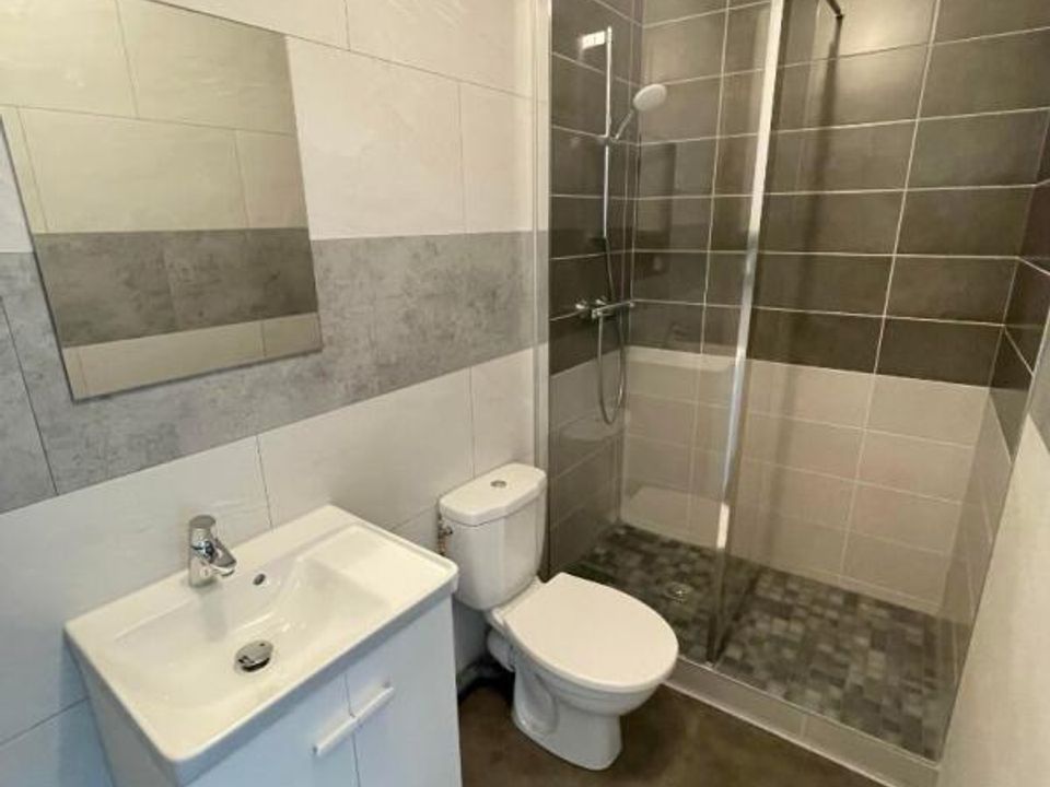 Apartment in Gray, Haute-Saone - photo 3