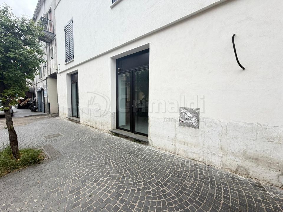 Erhvervsejendom i Giugliano in Campania, Naples - foto 4