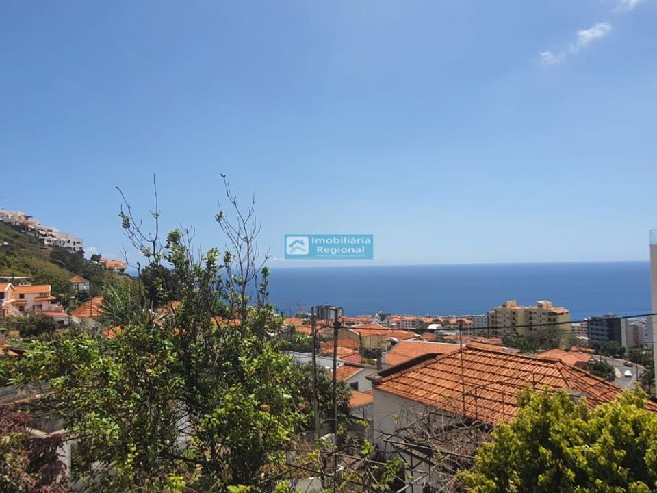 Helårsgrund i Funchal, Madeira - foto 2