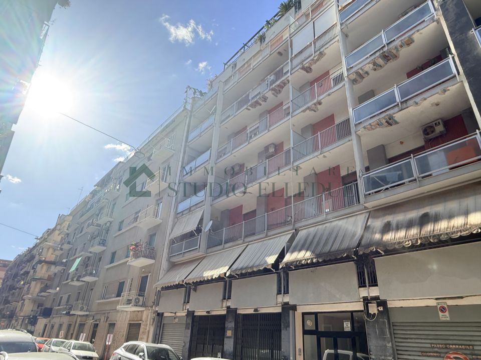 Lejlighed i Bari, Bari - foto 3