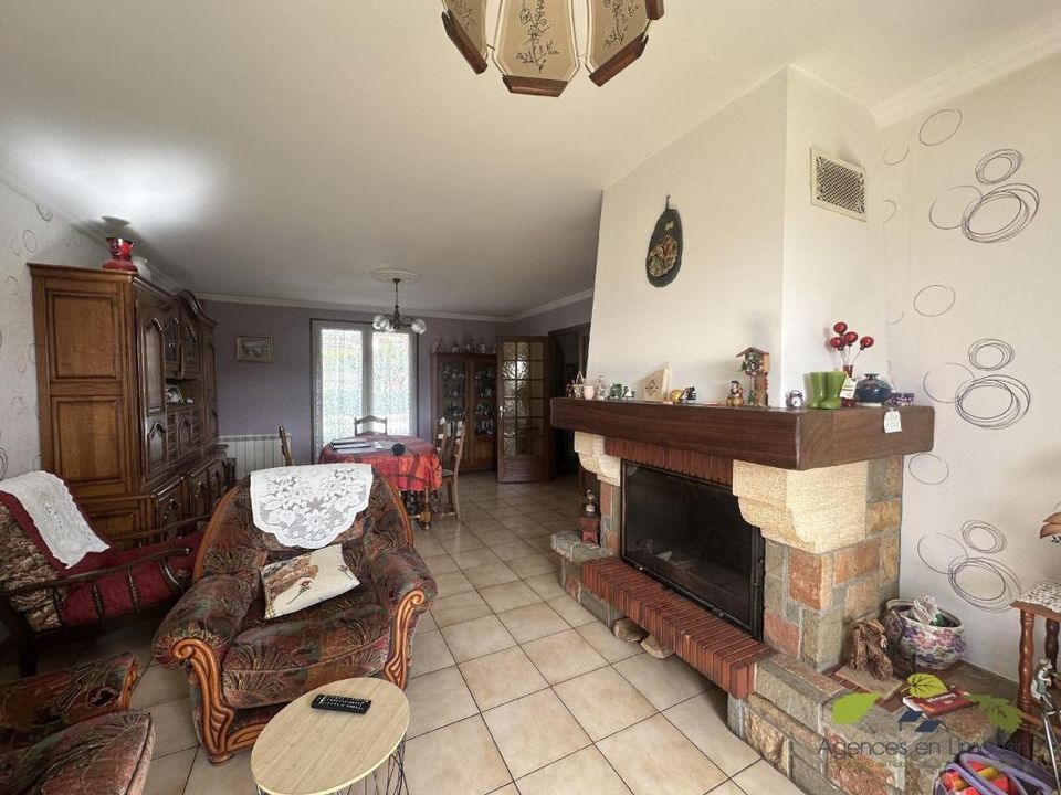 Bungalow i Saint-Leonard-de-Noblat, Haute-Vienne - foto 2