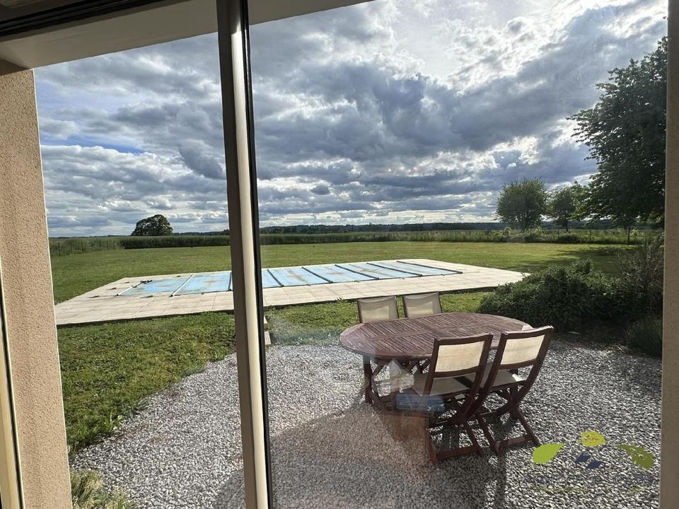 Villa i Saint-Leonard-de-Noblat, Haute-Vienne - foto 4