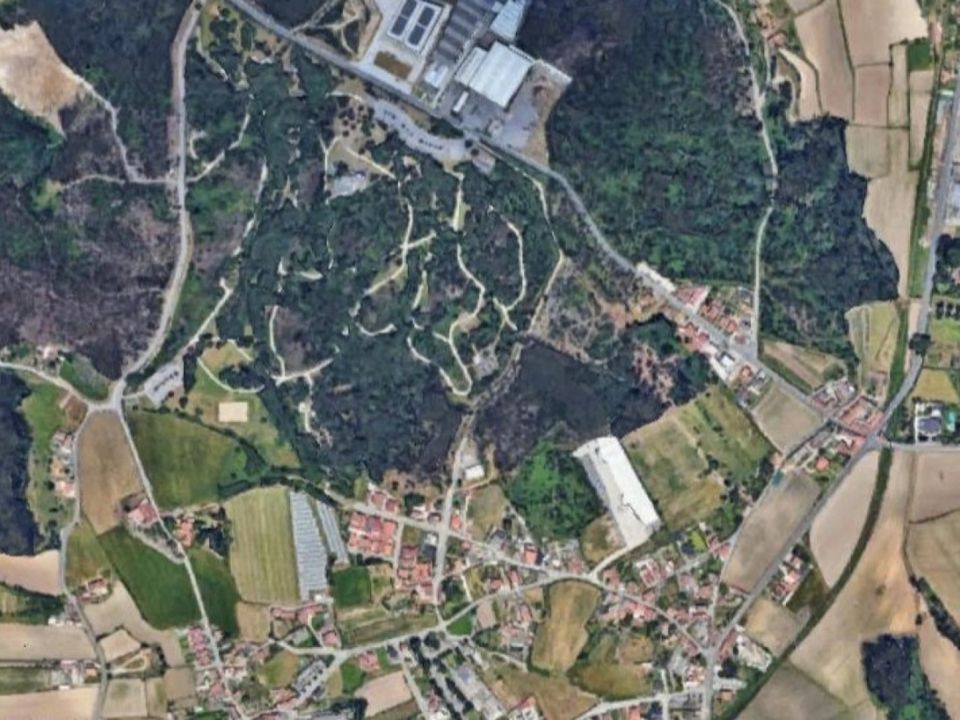 Helårsgrund i Maia, Porto - foto 1