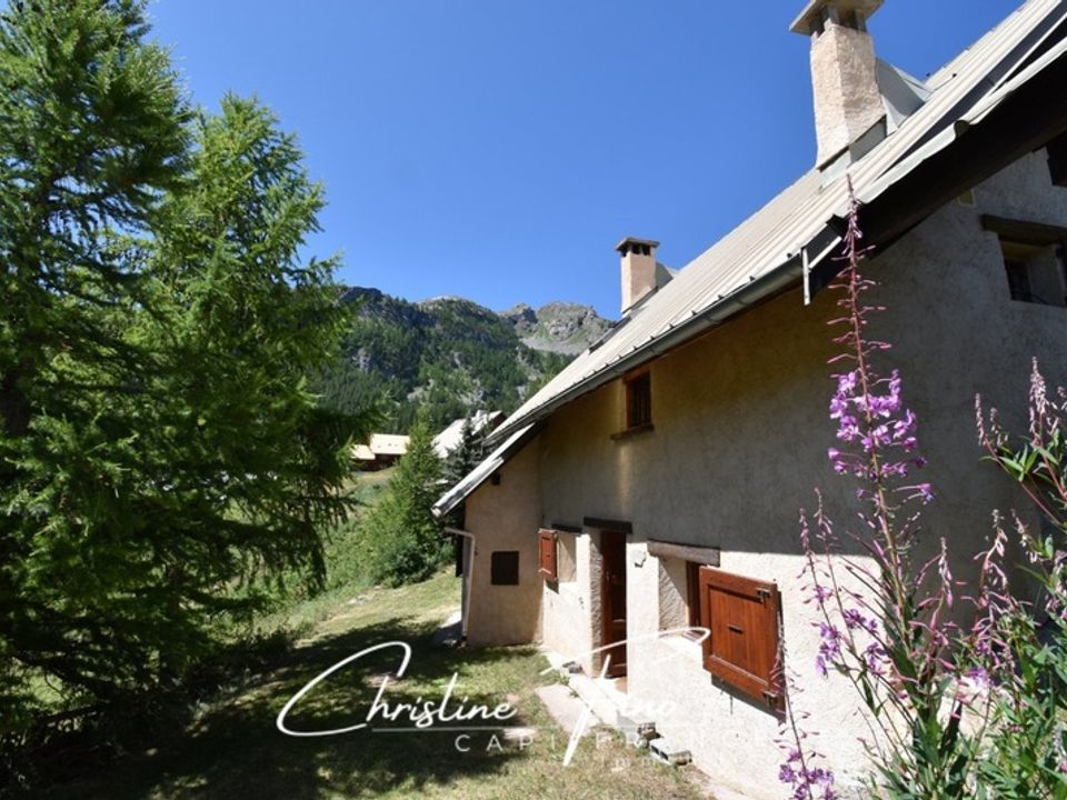 Villa i La Salle-les-Alpes, Hautes-Alpes - bilde 1