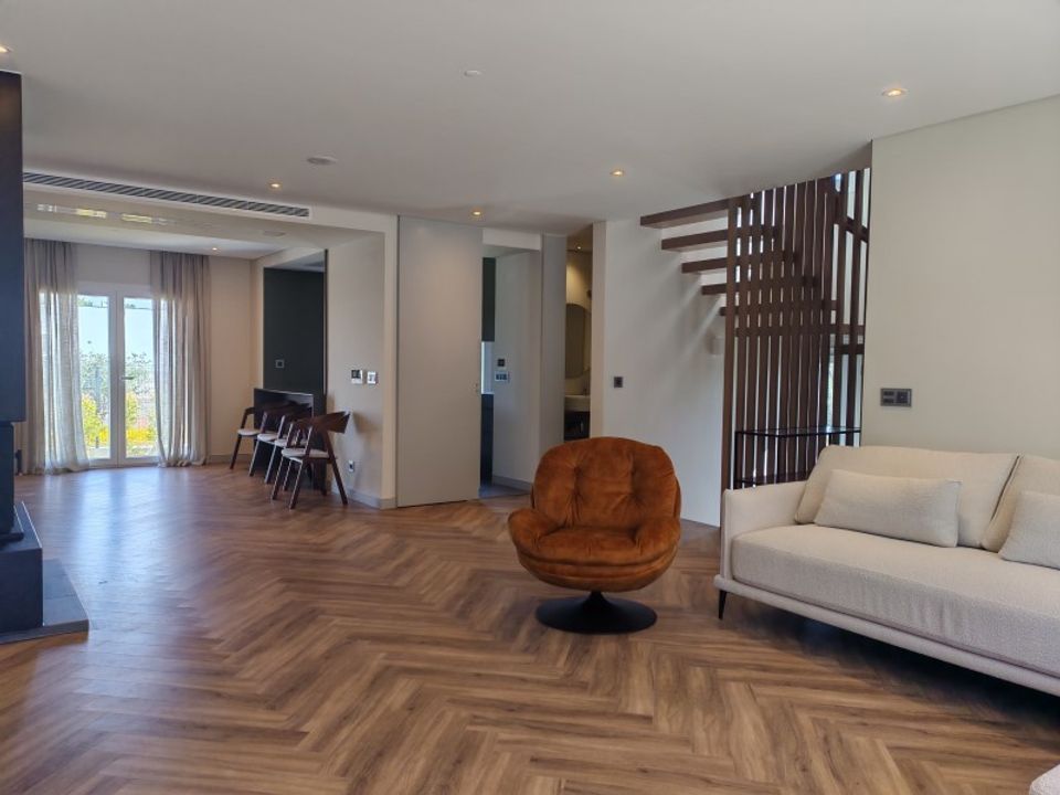 Villa i Rio de Mouro-Estacao, Lisbon - bilde 4