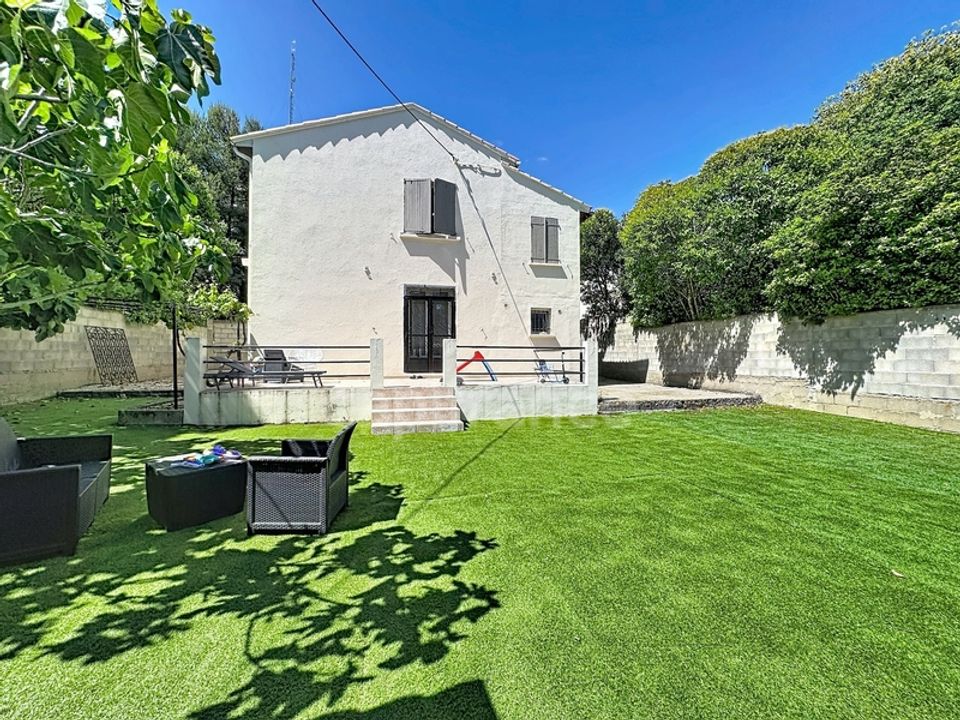 Villa i Nimes, Gard - foto 1