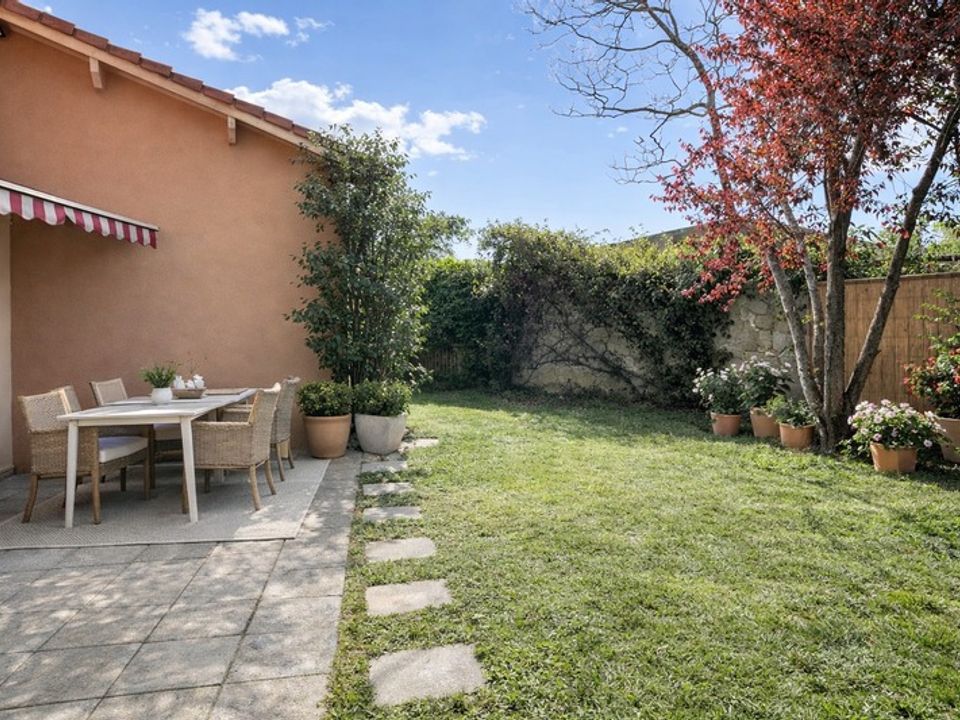 Villa i Villefranche-sur-Saône, Rhone - foto 3