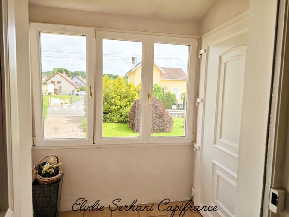 Villa i Courcelles-les-Montbeliard, Doubs - foto 4