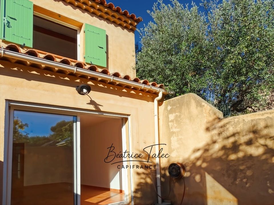 Duplex i La Fare-les-Oliviers, Bouches-du-Rhone - foto 1