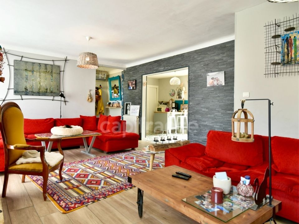 Villa en Arles, Bouches-du-Rhone - foto 4