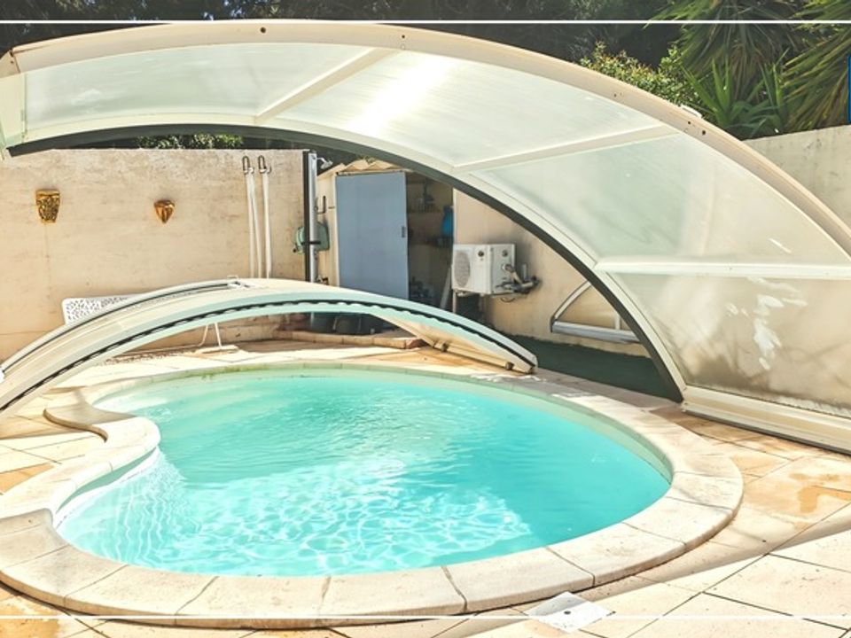 Villa i Istres, Bouches-du-Rhone - foto 1