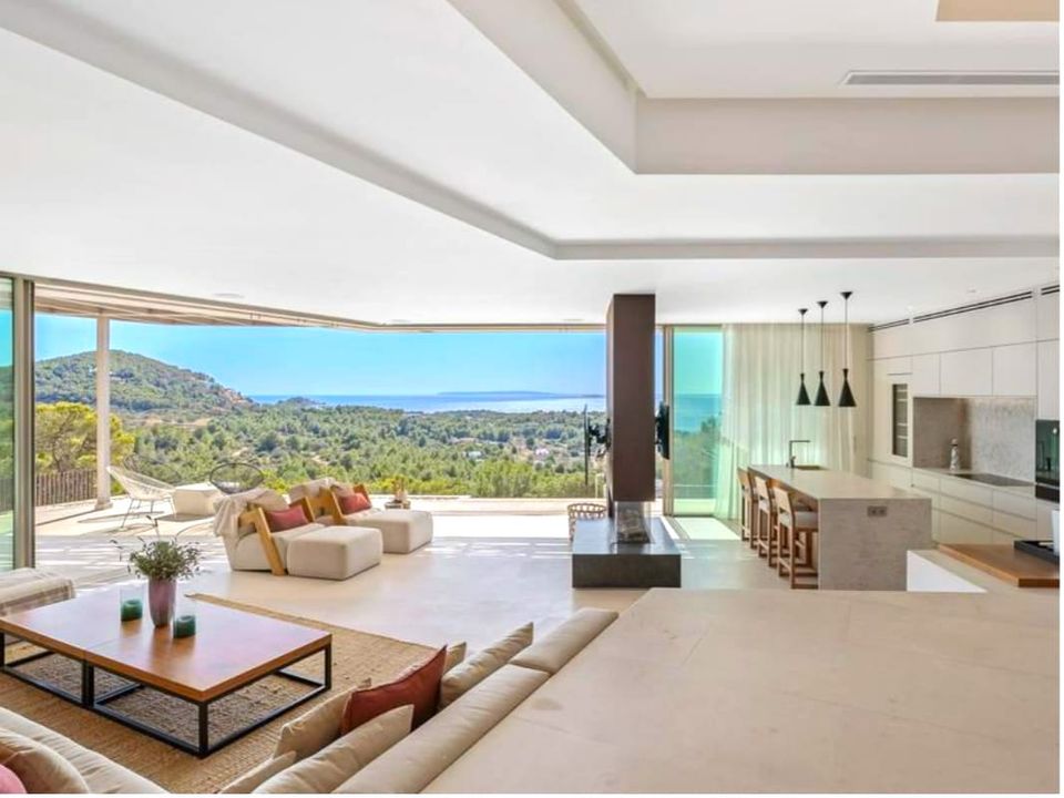 Villa i Santa Eulalia Del Rio, Ibiza - bilde 2