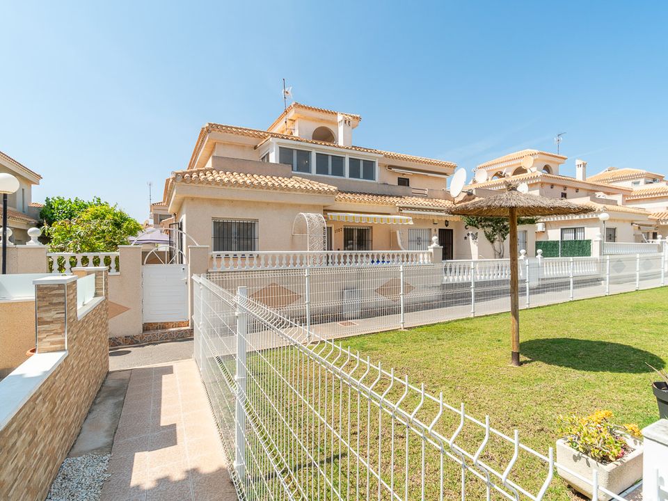 Stadthaus in Playa Flamenca, Alicante - Foto 1