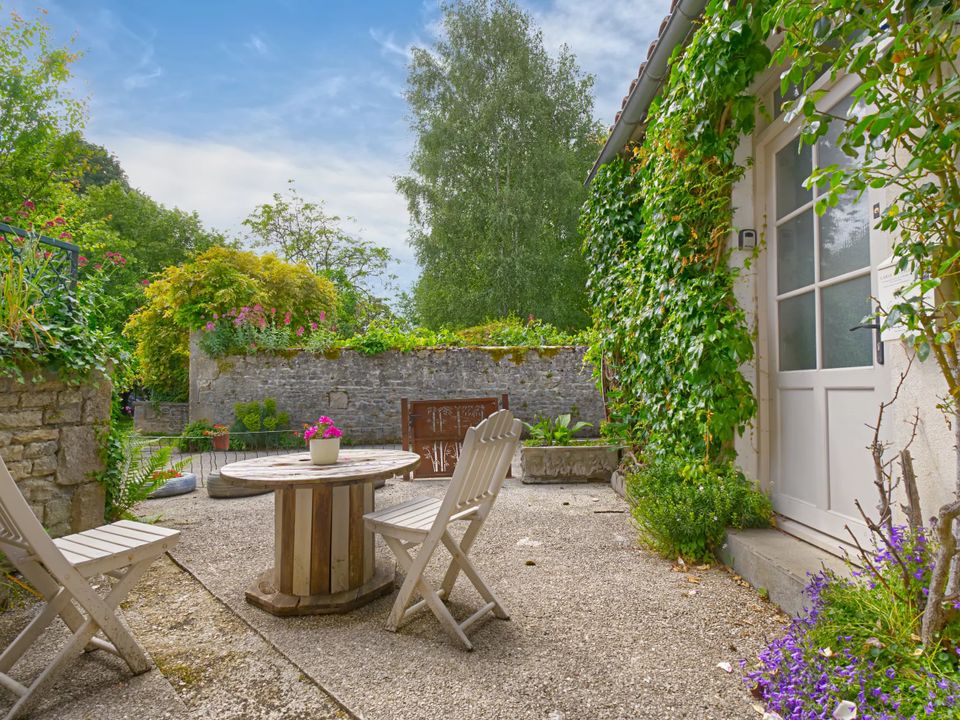 Landsbyhus i Nanteuil-en-Vallee, Charente - foto 2