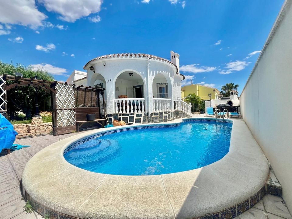 Villa in Orihuela Costa, Alicante - foto 1