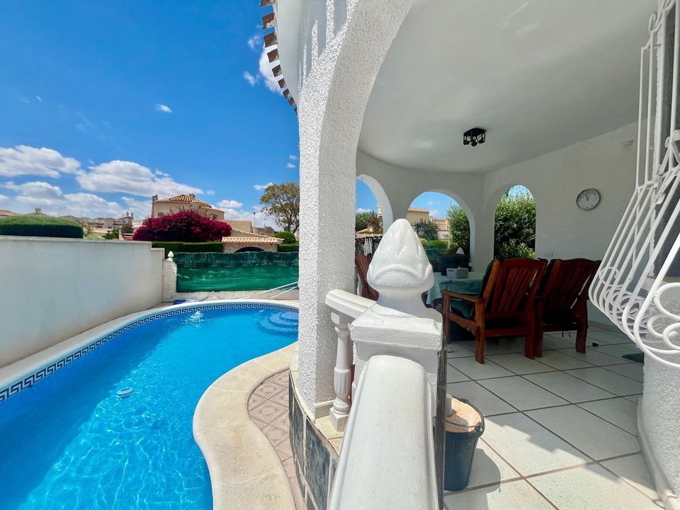 Villa in Orihuela Costa, Alicante - foto 5
