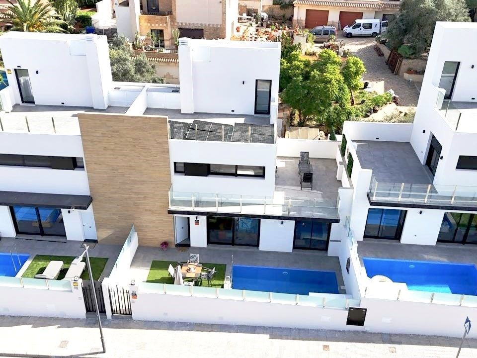 Villa i Villamartin, Alicante - foto 1