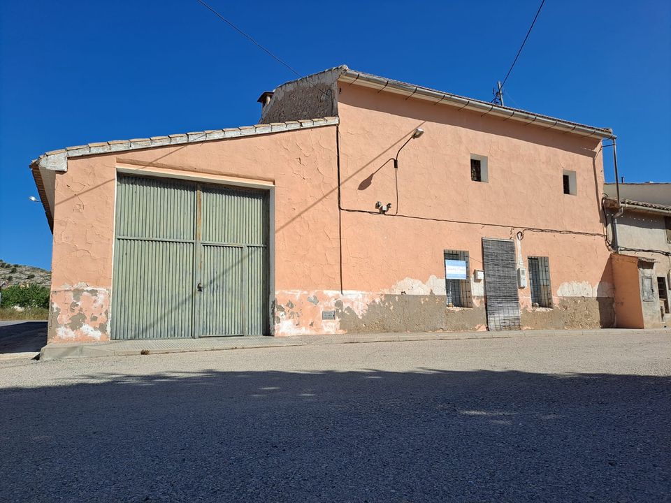 Landejendom i Pinoso, Alicante - foto 1