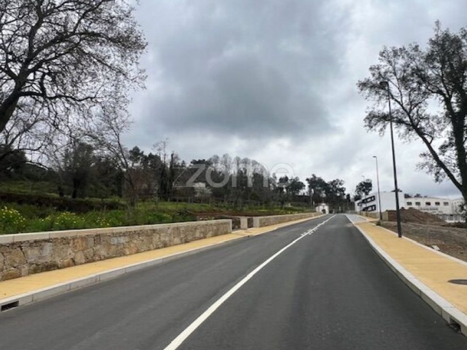 Helårsgrund i Ponte de Lima, Viana do Castelo - foto 1
