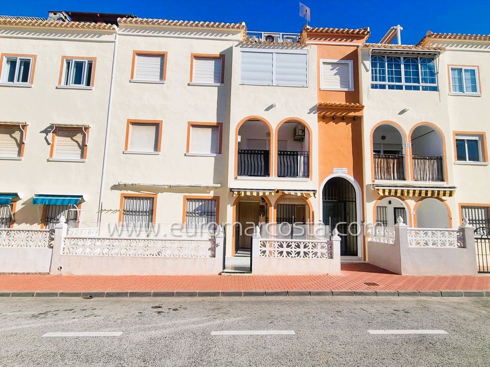 Lejlighed i Torrevieja, Alicante - foto 3