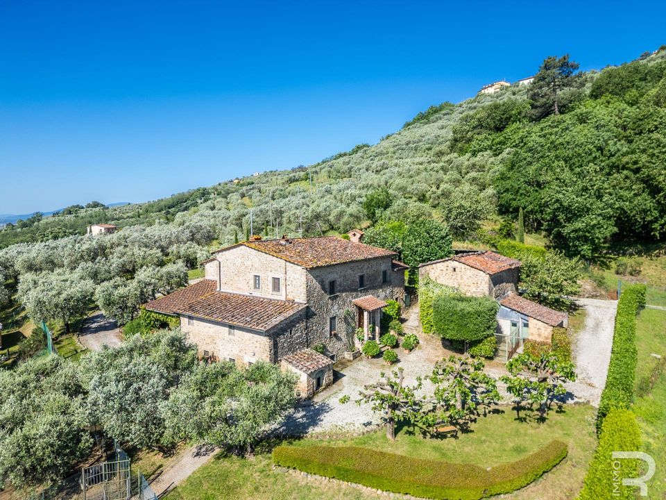 Landejendom i Serravalle Pistoiese, Pistoia - foto 1