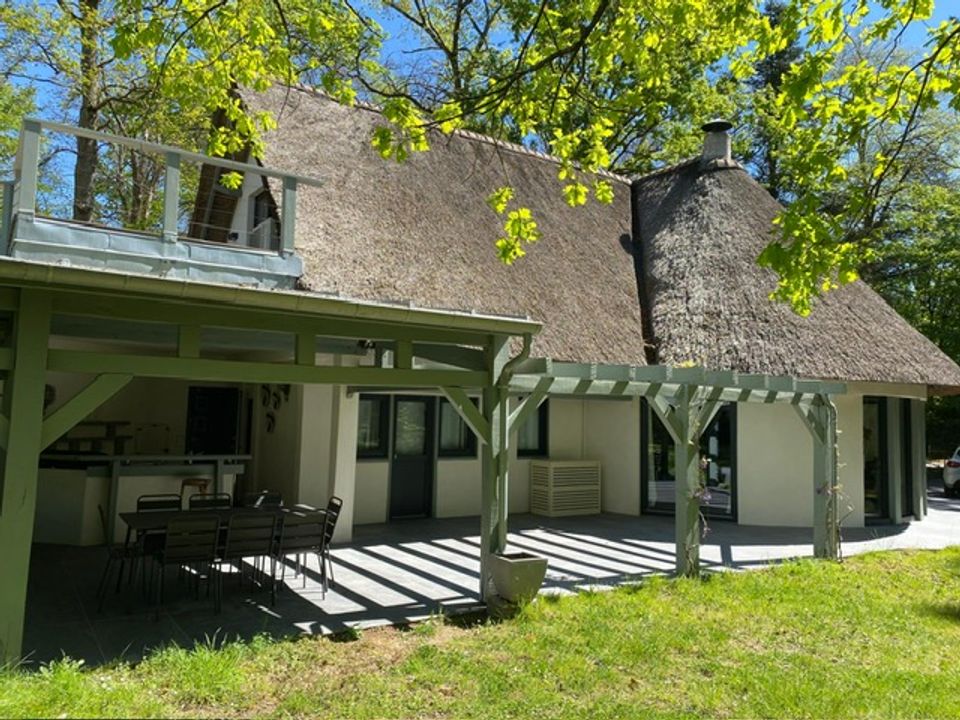 Erhvervsejendom i Lamorlaye, Oise - foto 2