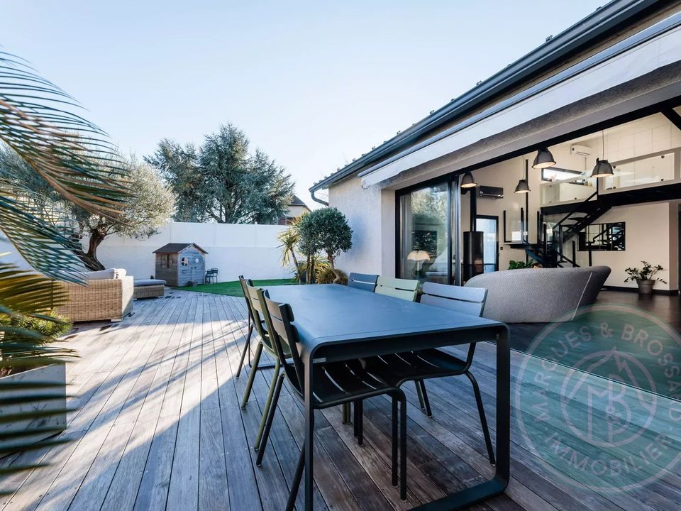 Villa i Idron, Pyrenees-Atlantiques - foto 1